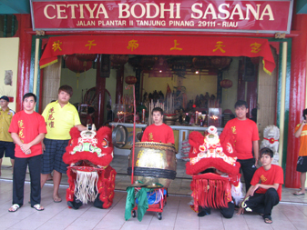 lion dance team